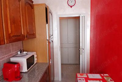 Propietar Inchiriez apartament 2 camere decomandate conf.1 - 3