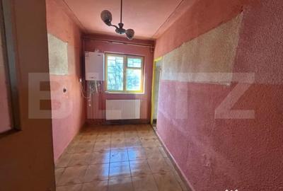 Apartament cu 4 camere semidecomandat în Micro 5 - 8