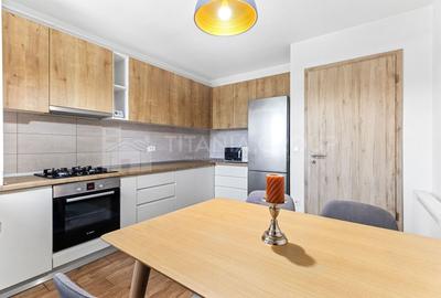 Apartament cu 3 camere decomandat, mobilat în Tractorul - 16