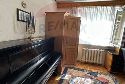 Apartament cu 3 camere de inchiriat - CATEDRALA - 3