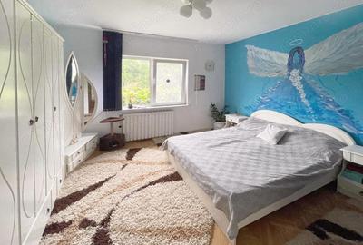 Casă cu 5 camere cu Teren 2085 Mp în Călugareni - 10