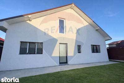 Casă cu 3 camere cu Teren 254 Mp în Valu lui Traian