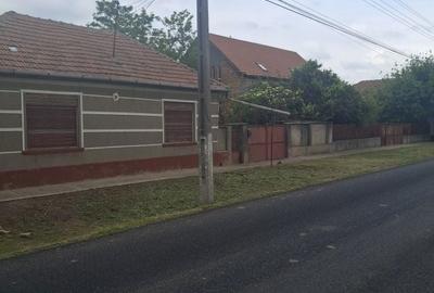 Casă cu 4 camere în Iratoșu - 7