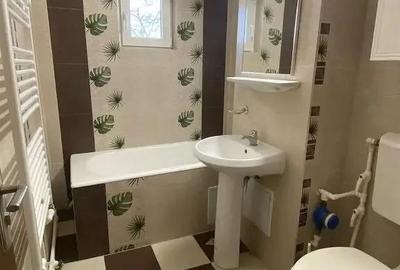 Apartament cu 2 camere decomandat în