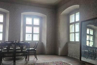 Apartament cu 3 camere în Orașul de Jos - 1