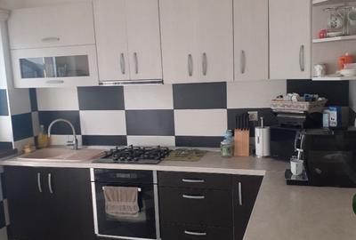 Casă cu 6 camere decomandat cu Teren 19200 Mp în Creaca - 19