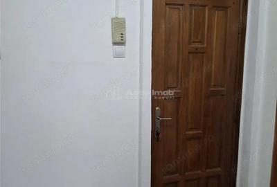 Resita, chirie, 3 cam. - CENTRAL - 4