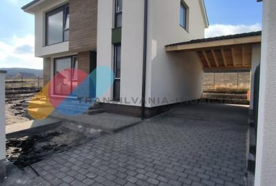 Duplex cu 4 camere cu Canalizare în Chinteni - 5