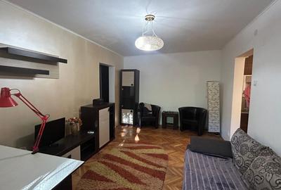 Apartament cu 2 camere semidecomandat, mobilat în Iancului