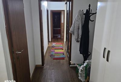 Apartament cu 3 camere decomandat în Steaua - 2