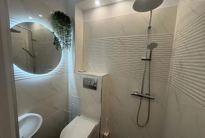 Garsonieră renovată, boiler, etaj 9, metrou 1 Decembrie 1918 - 2