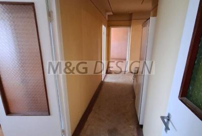 Apartament cu 3 camere decomandat în Spitalul Județean - 16