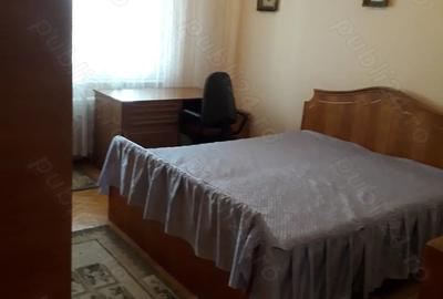 Inchiriez apartament 3 camere mobilat si utilat zona Decebal-Scala Inchiriez apartament 3 camere mobilat si utilat zona Decebal-Scala - 2