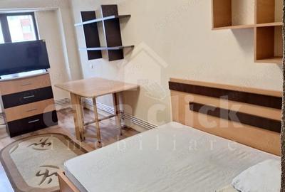 Apartament cu 2 camere decomandat, mobilat în Micro 20 - 3