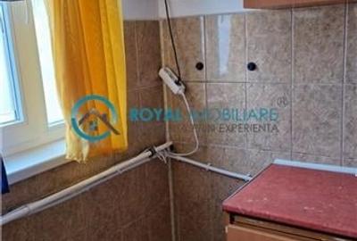 Royal Imobiliare - Vanzare garsoniera zona Vest