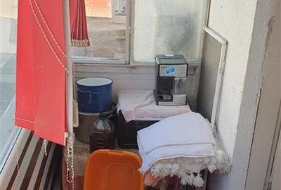 Apartament cu 3 camere decomandat în Buzaului - 12