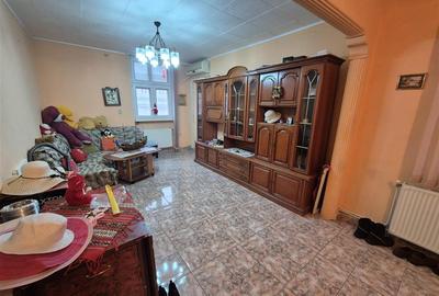 Apartament cu 3 camere nedecomandat în Călărași - 3