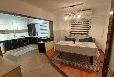 Apartament cu 4 camere decomandat în Ciritei - 1