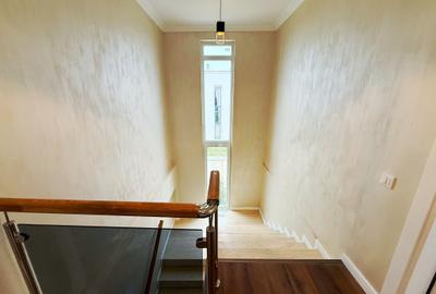 Duplex Premiun / 5 Camere / 3 Bai / Panouri solare - 15