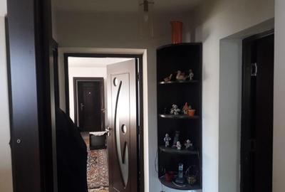 Inchiriez Casa, Zona Gara Veche, Piatra Neamt, 5 camere + bucatarie - 5