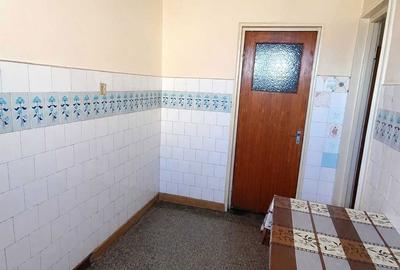 Apartament cu 2 camere decomandat în Radu Negru - 3