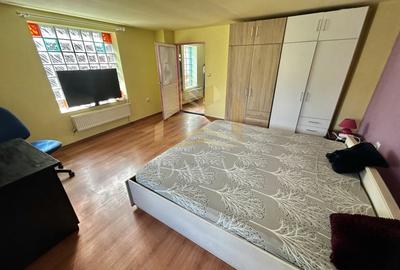 Casa individuala 4 camere de inchiriat | zona UMF | Curte | Garaj - 1