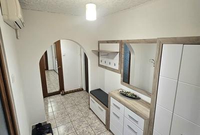 Apartament cu 2 camere decomandat în Păcii - 3