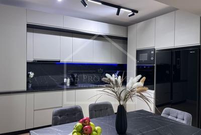 Apartament cu 4 camere decomandat, mobilat în Sisești