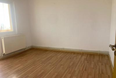 55000€!Apartament 3 camere,70mp,dec,la 2 min de centru - 2