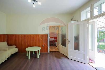 Casă cu 5 camere cu Canalizare în Iosia - 8