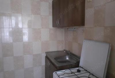 Inchiriere Garsoniera, parter fara balcon, mobilata si utilata asa cum se vede in poze zona Obor - 13