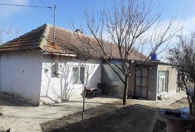 Casă cu 3 camere cu Teren 650 Mp în Moșneni - 3