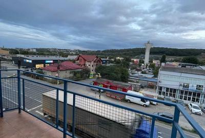 Apartament cu 2 camere decomandat în Central - 3