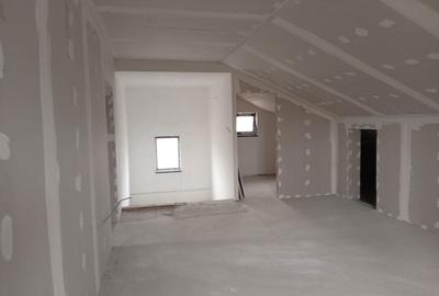 Casă cu 4 camere în Șendreni - 6