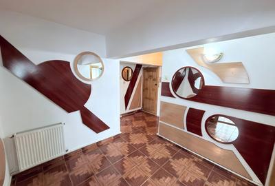 Apartament cu 3 camere în Central - 11