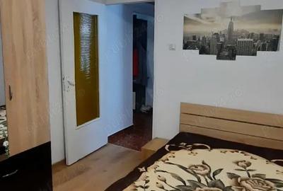 Pentru inchiriat - 3