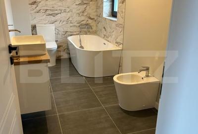 Casă individuală cu 4 camere cu Teren 350 Mp în Exterior Est - 8