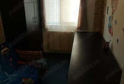 Apartament cu 3 camere decomandat în Central - 1