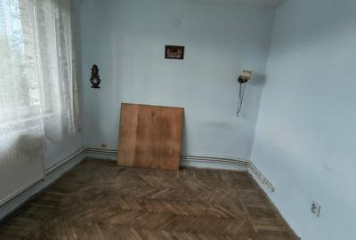 PRIMARIE APARTAMENT CU 4 CAMERE , VEDERE MARE 74 MP PRET 99000 EURO - 3