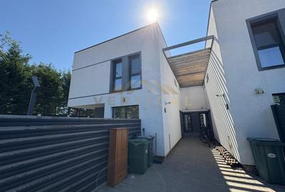 Vila (quadruplex) in centrul comunei Berceni - 1