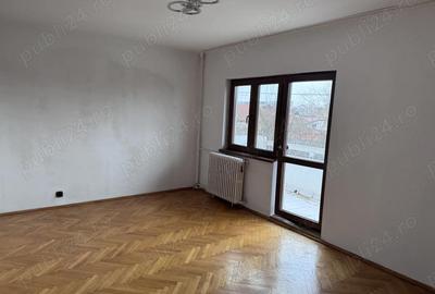 Apartament cu 3 camere decomandat în Seleuș - 5