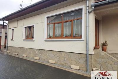 Casa renovata de vanzare in Centru, Alba Iulia Casa renovata de vanzare in Centru, Alba Iulia - 2