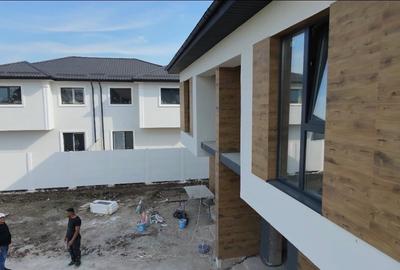 Duplex cu 4 camere cu Teren 300 Mp în Central - 1
