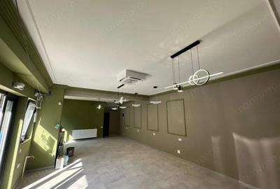 Spațiu comercial, de 60 mp, în Central - 3