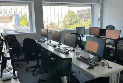 Spațiu comercial, de 300 mp, în Central