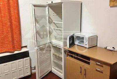 Garsonieră decomandată în 7 Noiembrie - 1