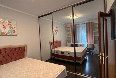 Apartament cu 3 camere decomandat, mobilat în Faleză - 10