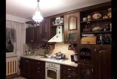 Apartament cu 4 camere decomandat în Central - 10