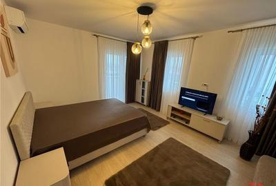 Studio 55 mp, etaj 2(lift), prima , parcare, bloc 2025 - 1