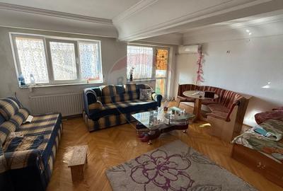 Apartament cu 4 camere decomandat în Ultracentral